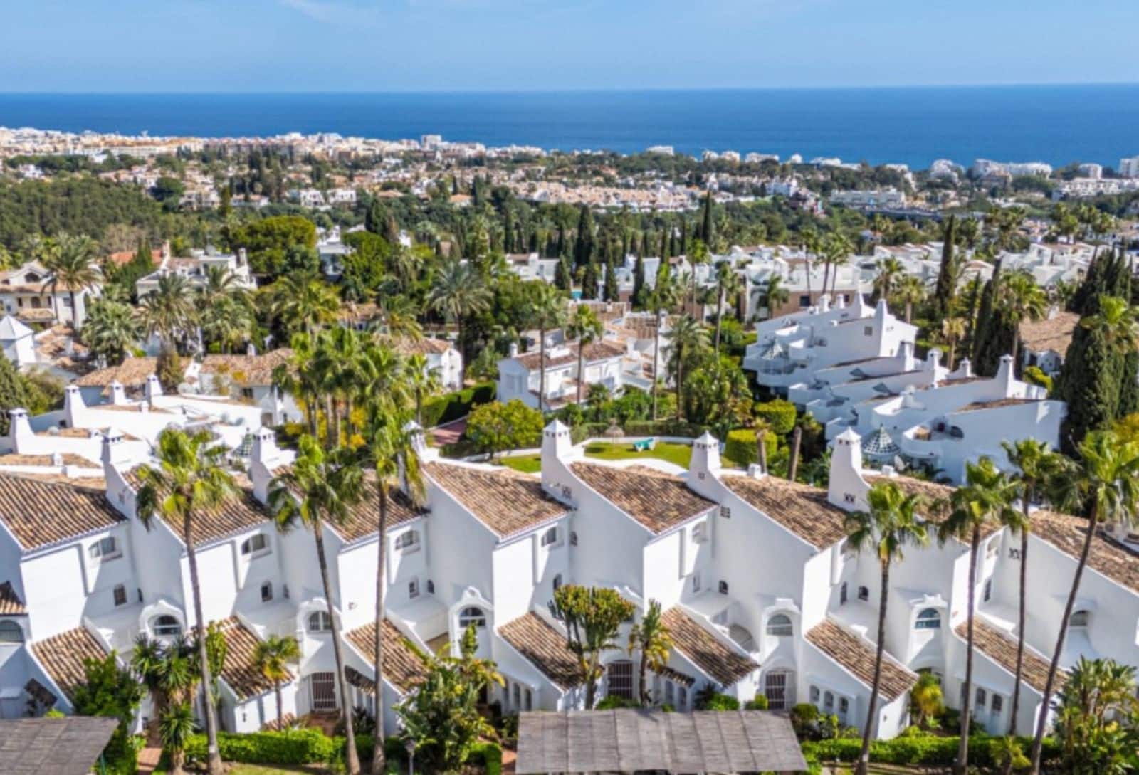 3 camera da letto Villetta Bifamiliare in vendita in Marbella - 800.000 € (Rif: 9796333)