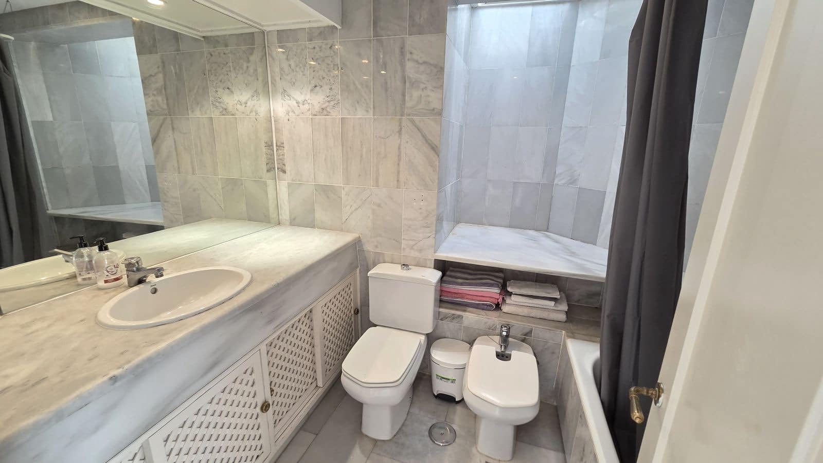 3 camera da letto Villetta Bifamiliare in vendita in Marbella - 800.000 € (Rif: 9796333)