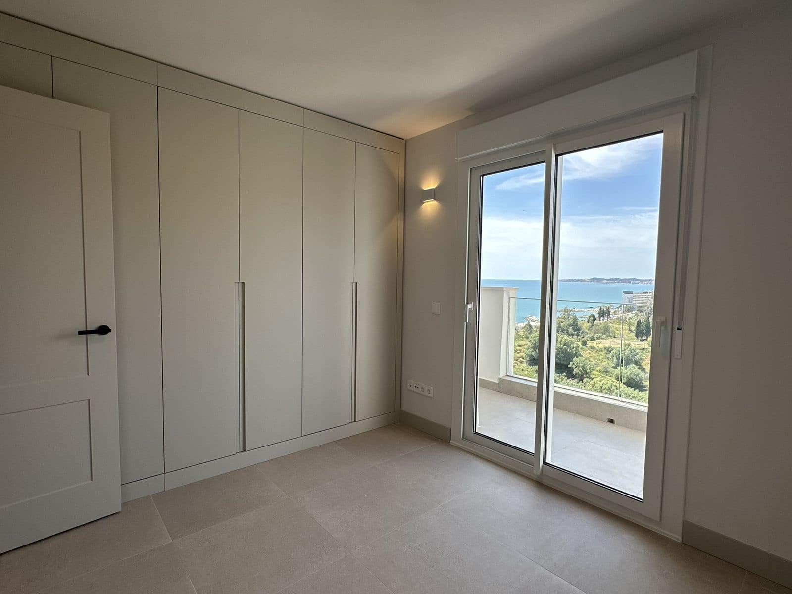 4 makuuhuone Huvila myytävänä paikassa Torrequebrada - 795 000 € (Ref: 9796334)