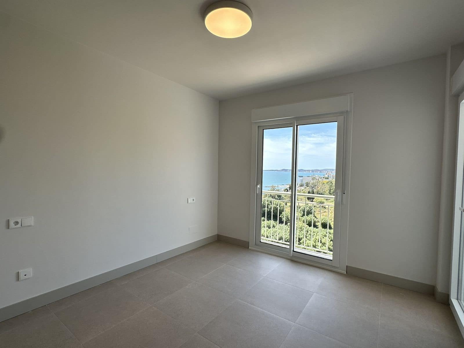 4 makuuhuone Huvila myytävänä paikassa Torrequebrada - 795 000 € (Ref: 9796334)