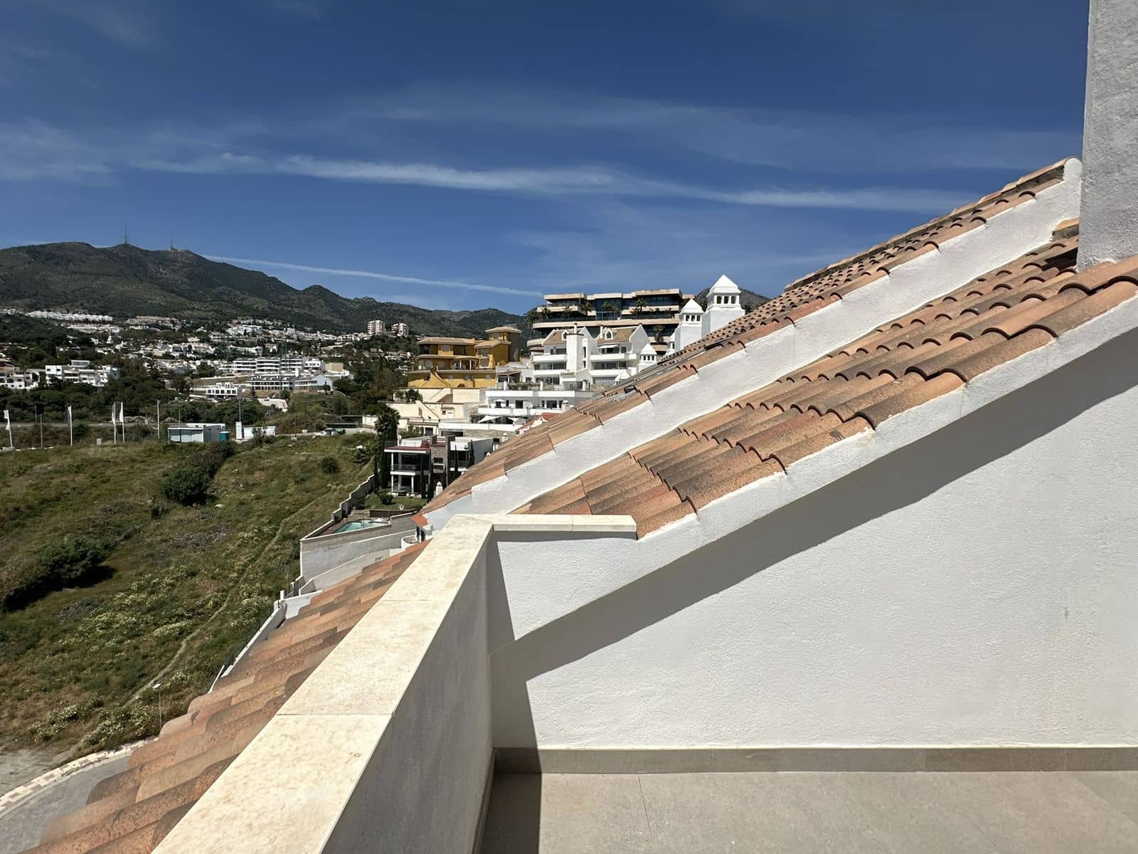 4 makuuhuone Huvila myytävänä paikassa Torrequebrada - 795 000 € (Ref: 9796334)