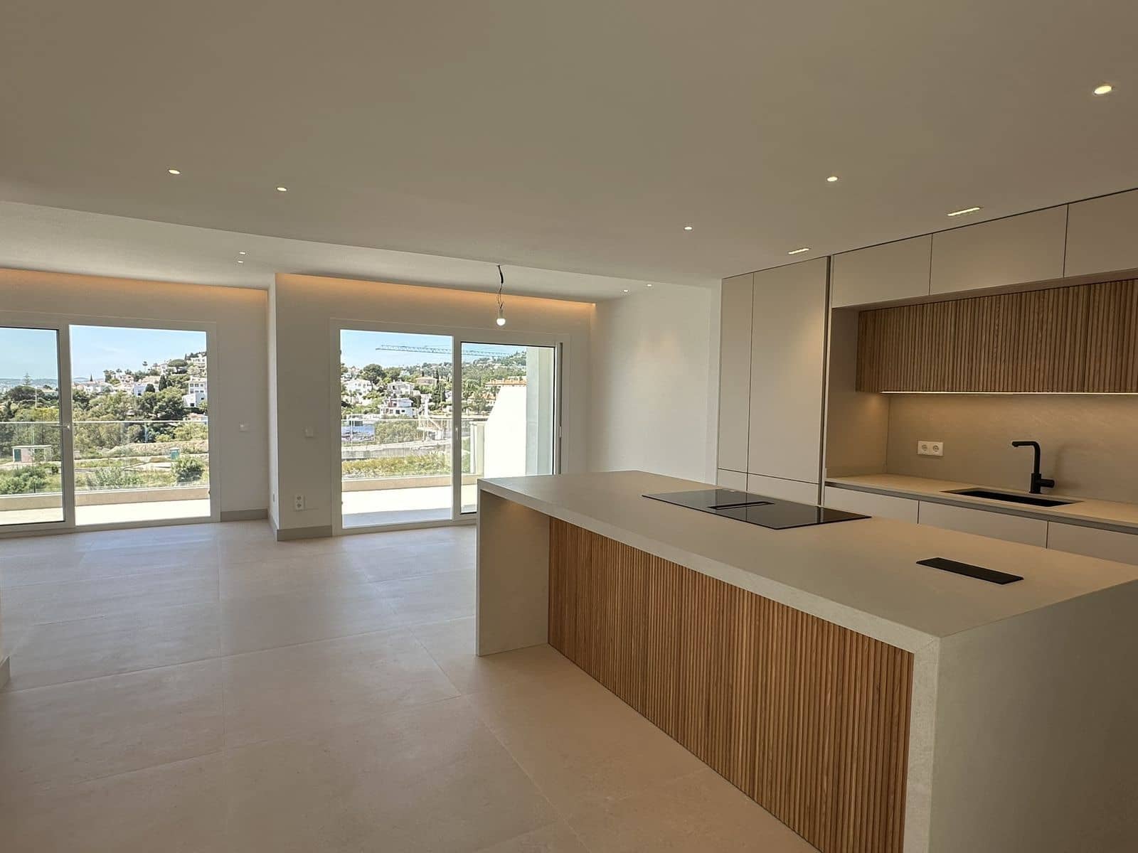 4 makuuhuone Omakotitalo myytävänä paikassa Torrequebrada - 795 000 € (Ref: 9796335)