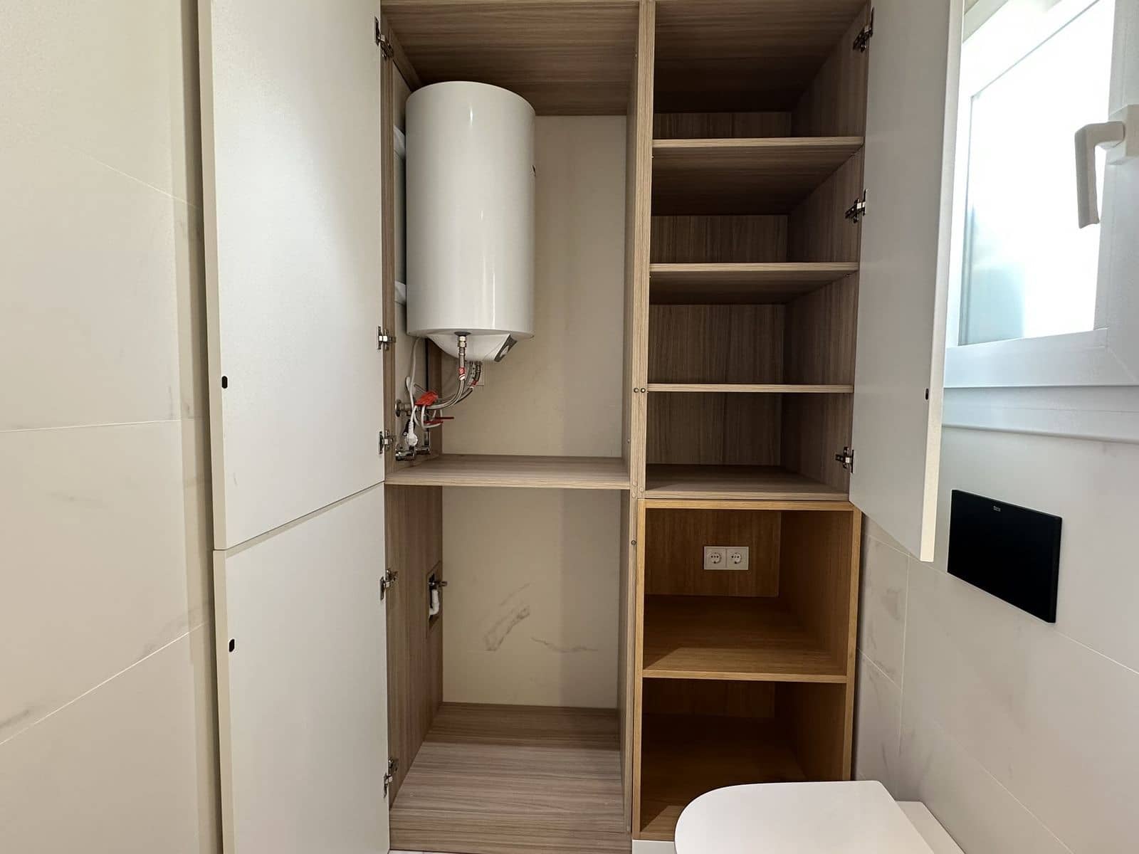 4 makuuhuone Omakotitalo myytävänä paikassa Torrequebrada - 795 000 € (Ref: 9796335)