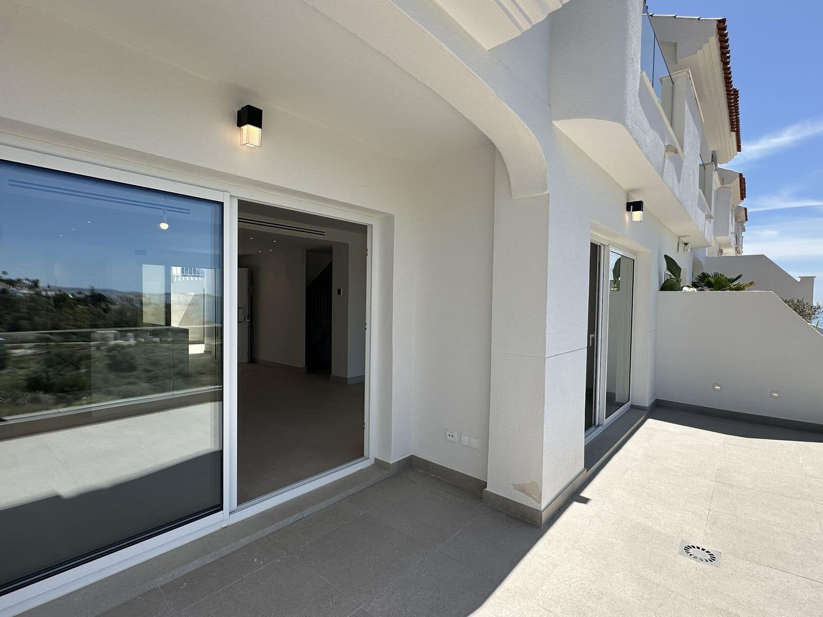 4 makuuhuone Omakotitalo myytävänä paikassa Torrequebrada - 795 000 € (Ref: 9796335)