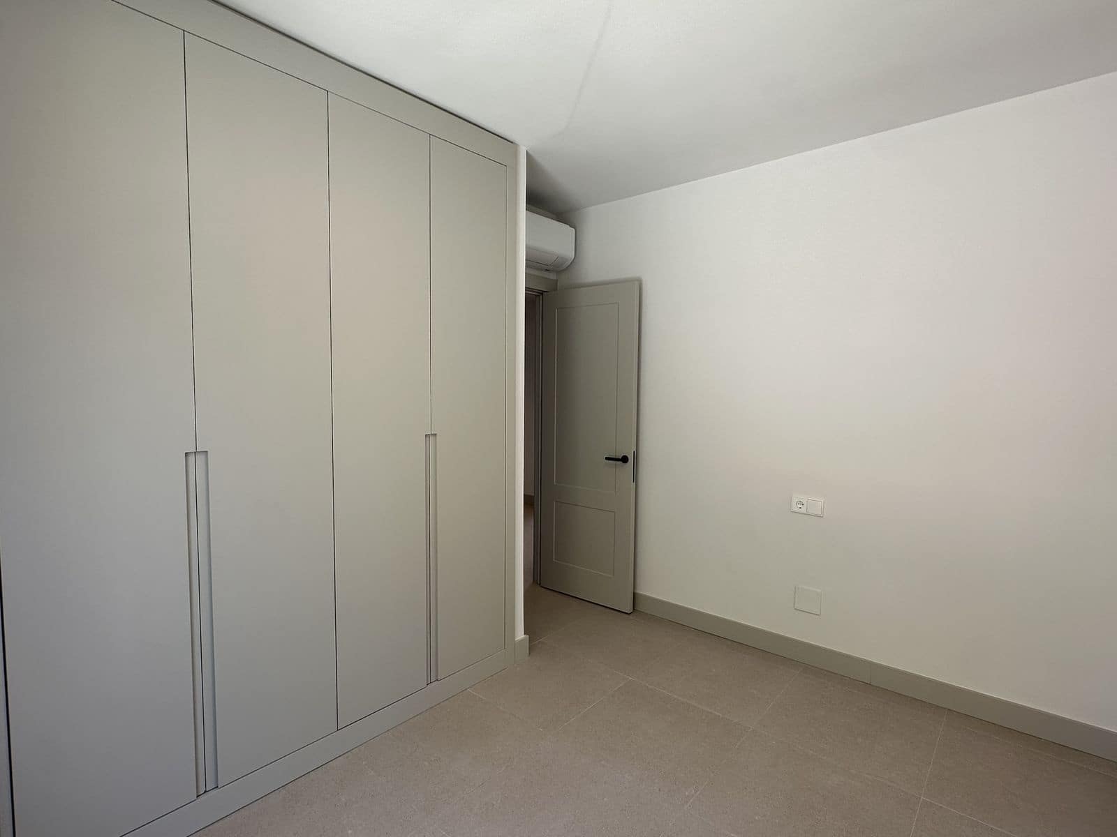 4 makuuhuone Omakotitalo myytävänä paikassa Torrequebrada - 795 000 € (Ref: 9796335)