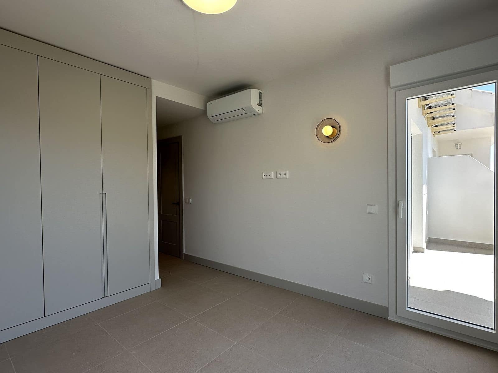 4 makuuhuone Omakotitalo myytävänä paikassa Torrequebrada - 795 000 € (Ref: 9796335)