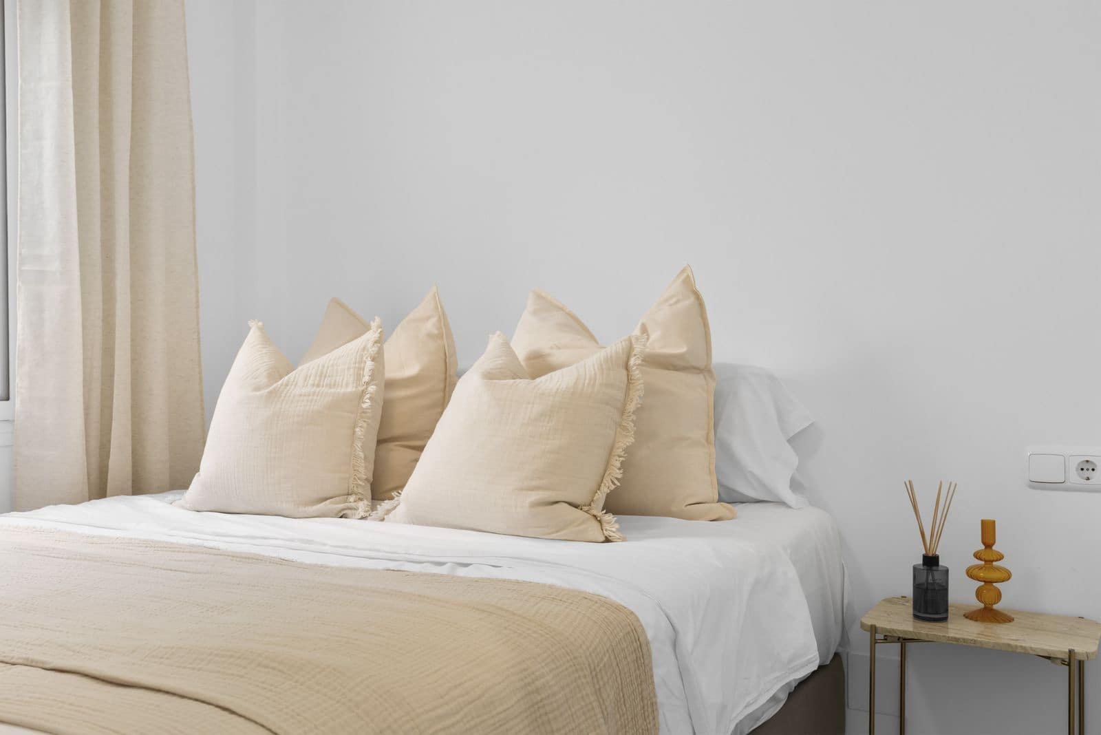 Apartamento de 2 habitaciones en Nueva Andalucia en venta - 350.000 € (Ref: 9796336)