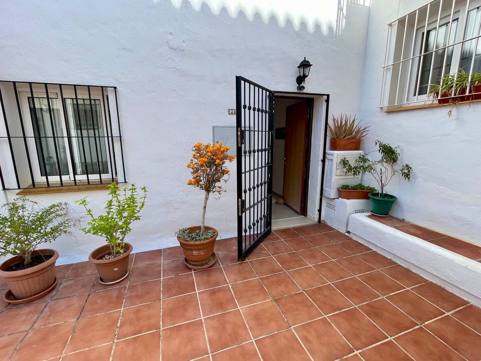 2 Zimmer Apartment zu verkaufen in Calahonda - 335.000 € (Ref: 9796337)