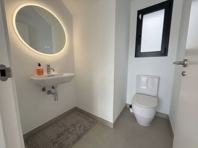 Pareado de 3 habitaciones en Atalaya-Isdabe, Estepona en venta - 745.000 € (Ref: 9796339)