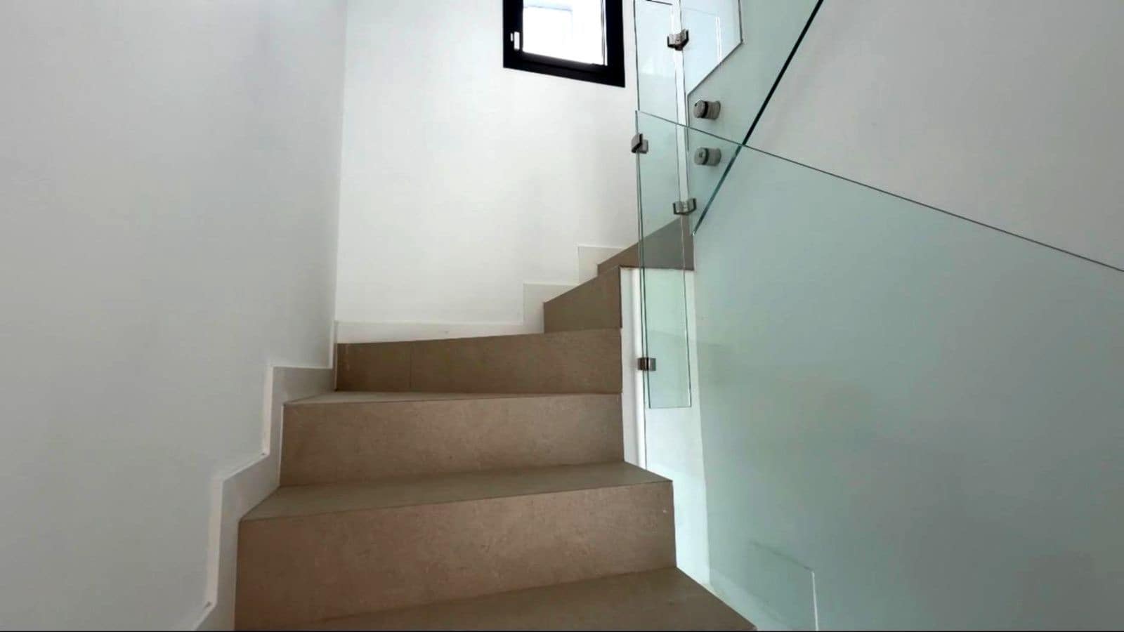 Pareado de 3 habitaciones en Atalaya-Isdabe en venta - 745.000 € (Ref: 9796339)