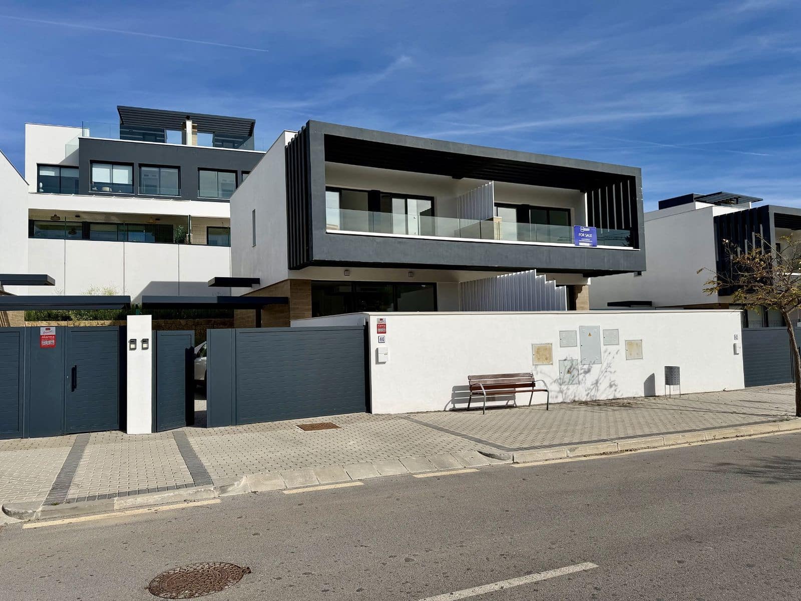 Pareado de 3 habitaciones en Atalaya-Isdabe en venta - 745.000 € (Ref: 9796339)