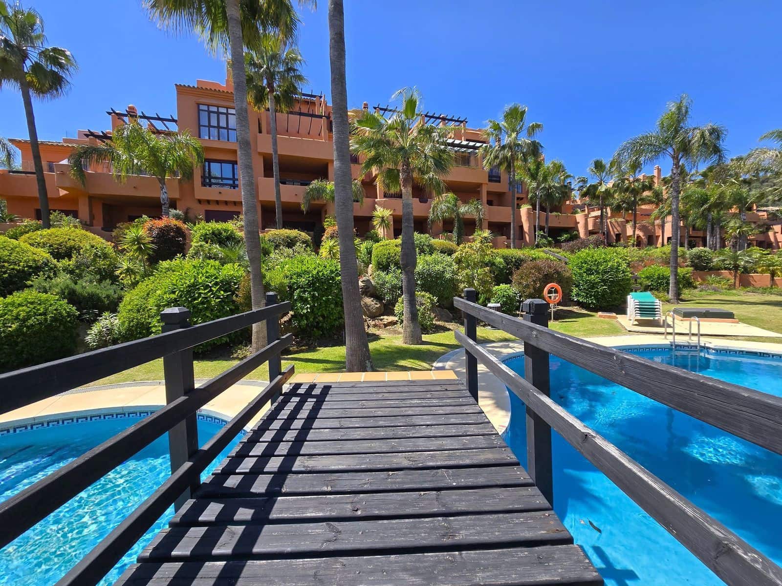 Apartamento de 2 habitaciones en La Mairena en venta - 360.000 € (Ref: 9796340)