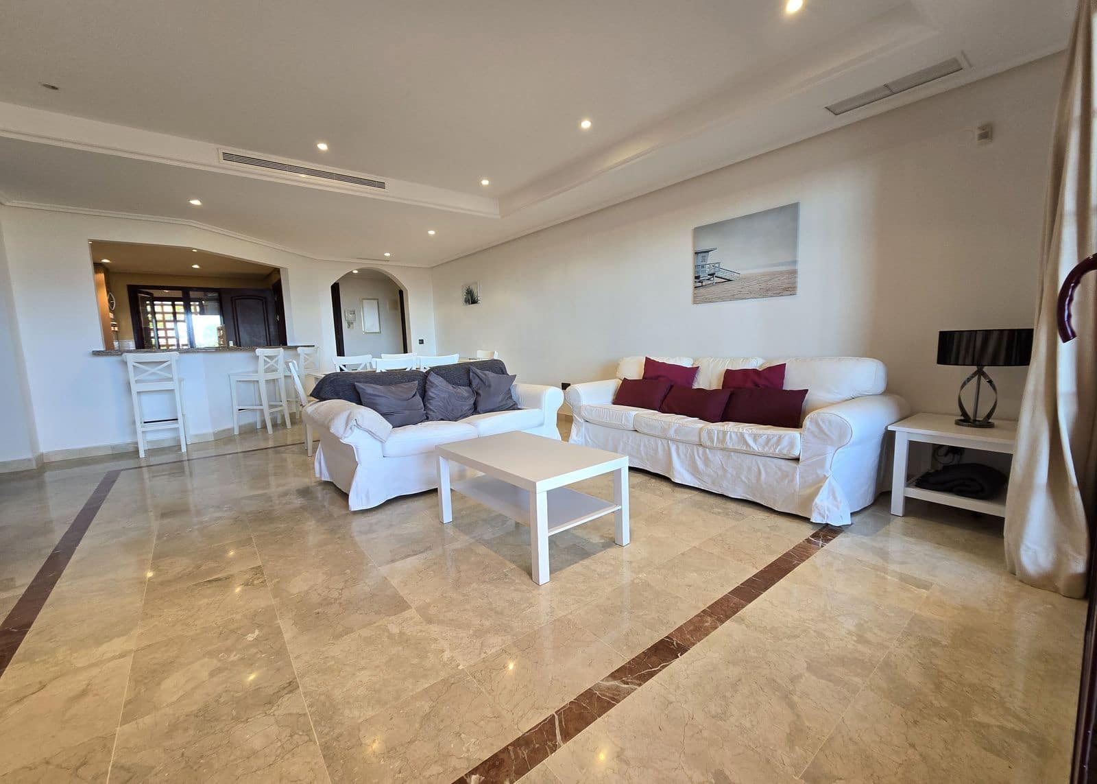 Apartamento de 2 habitaciones en La Mairena en venta - 360.000 € (Ref: 9796340)