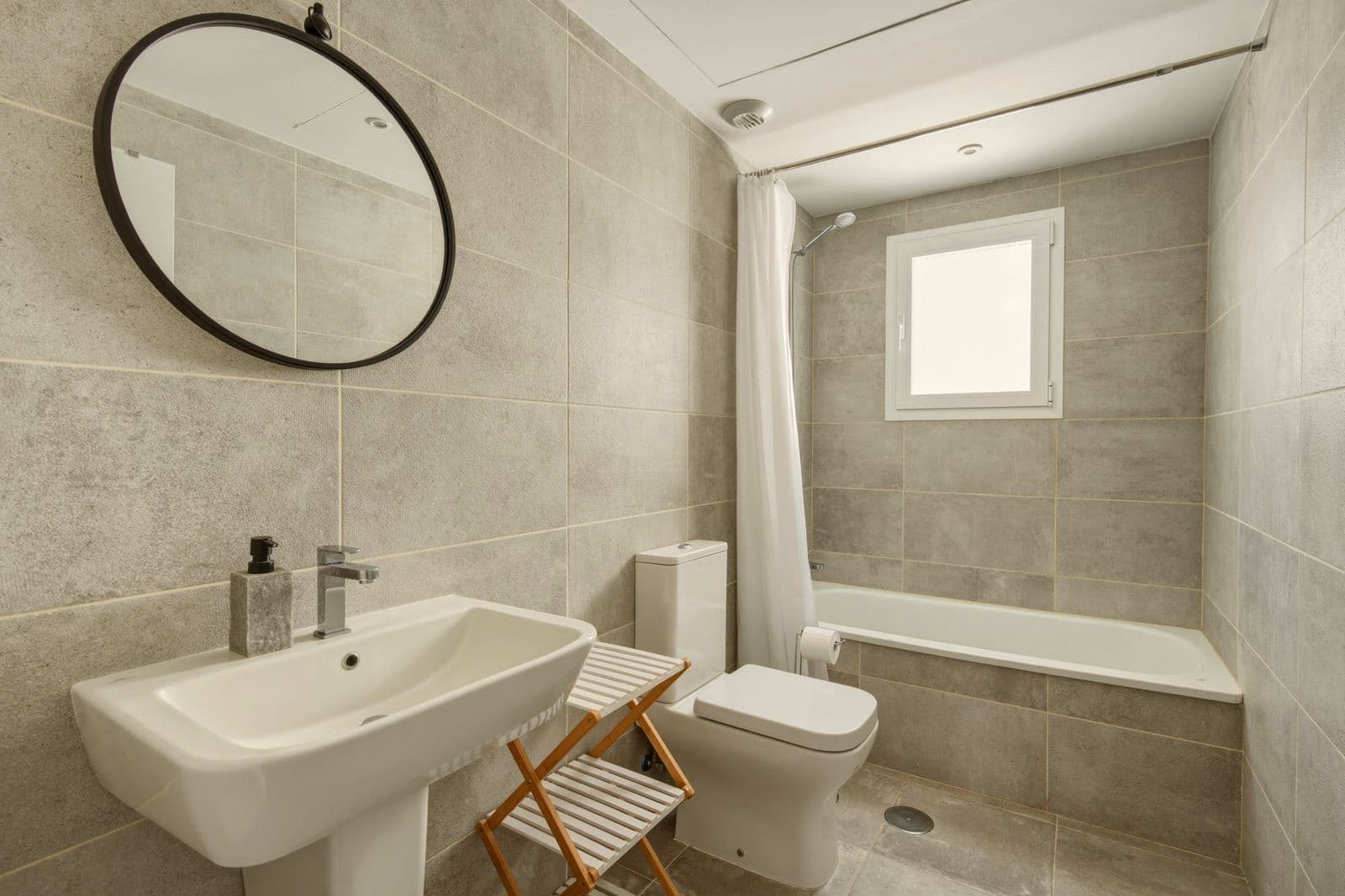 3 sypialnia Penthouse na sprzedaż w Estepona - 559 000 € (Ref: 9796350)