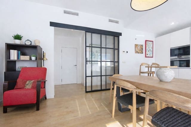 2 soveværelse Penthouse til salg i Estepona - € 749.000 (Ref: 9796353)