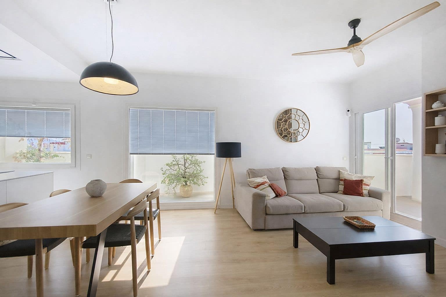 2 soveværelse Penthouse til salg i Estepona - € 749.000 (Ref: 9796353)