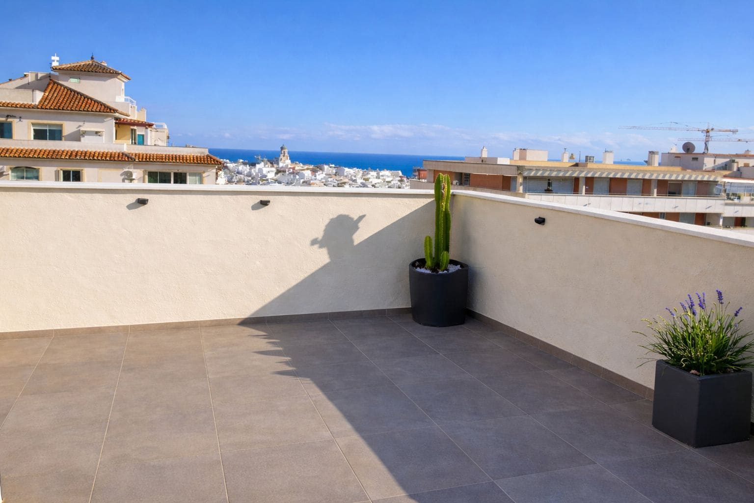 2 soveværelse Penthouse til salg i Estepona - € 749.000 (Ref: 9796353)