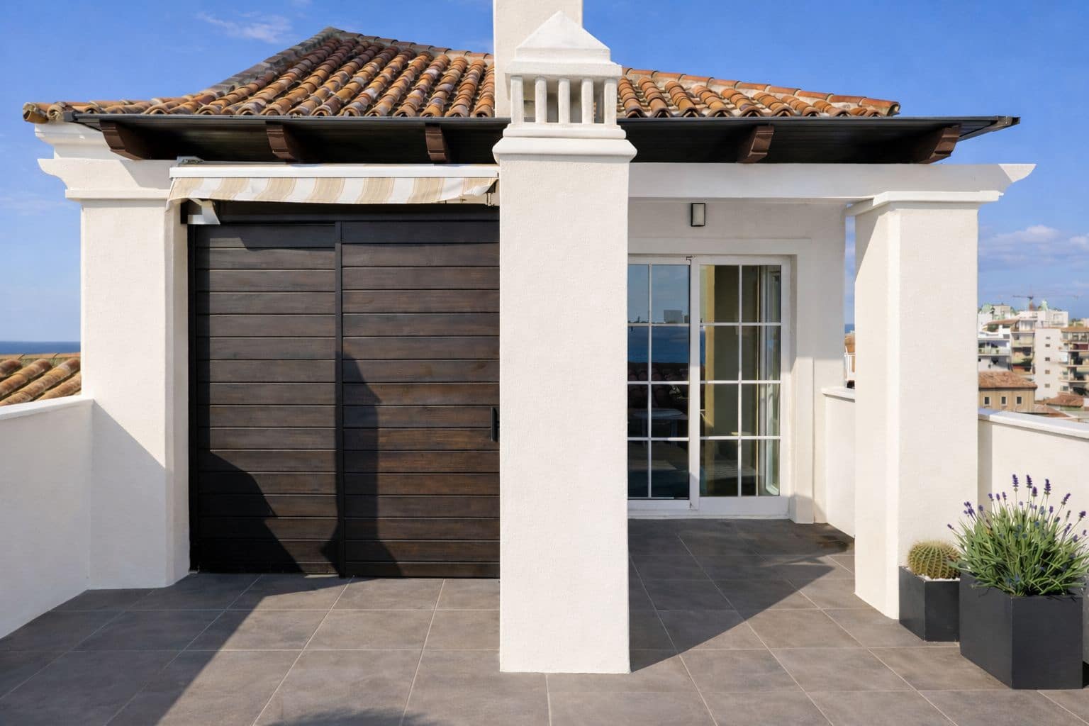 2 soveværelse Penthouse til salg i Estepona - € 749.000 (Ref: 9796353)