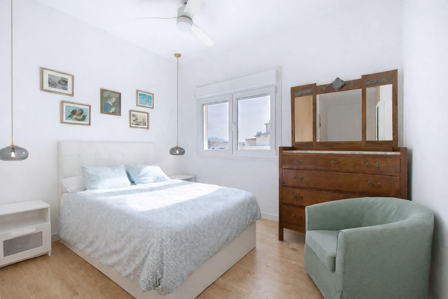 2 soveværelse Penthouse til salg i Estepona - € 749.000 (Ref: 9796353)