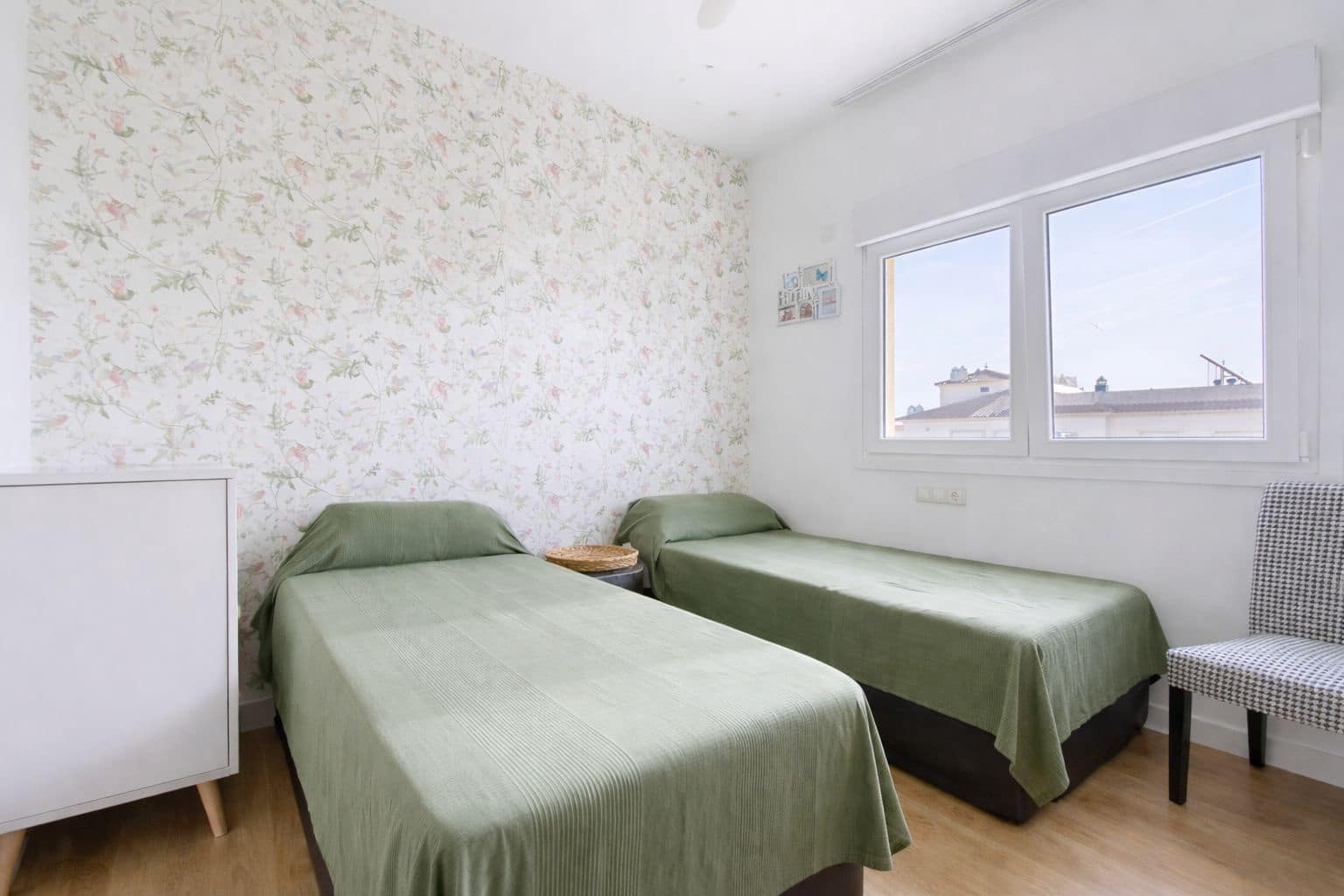 2 soveværelse Penthouse til salg i Estepona - € 749.000 (Ref: 9796353)