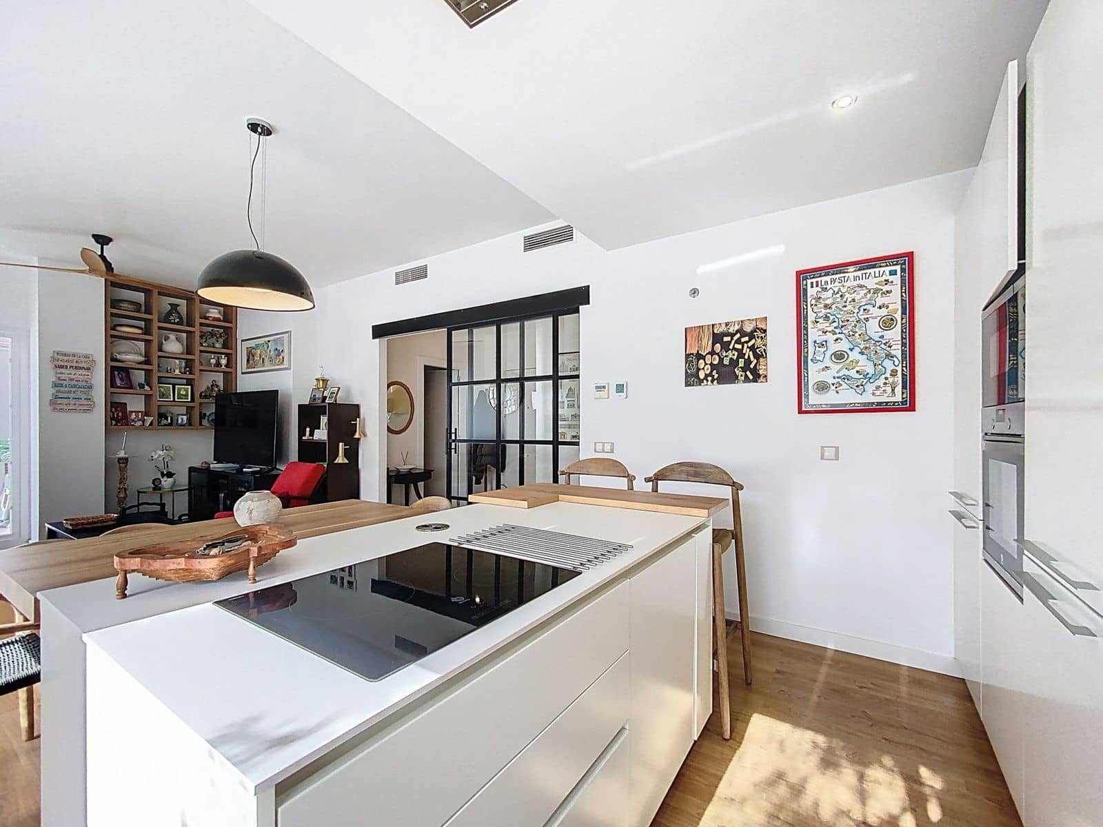 2 soveværelse Penthouse til salg i Estepona - € 749.000 (Ref: 9796353)