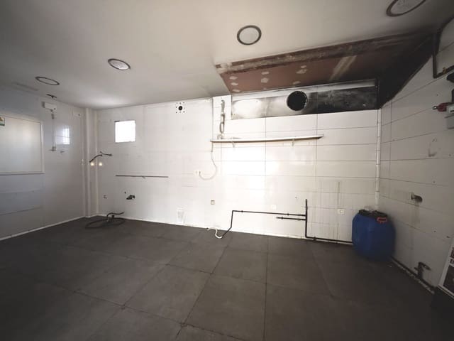 Restaurant/bar te koop in Benalmádena - € 600.000 (Ref: 9796354)