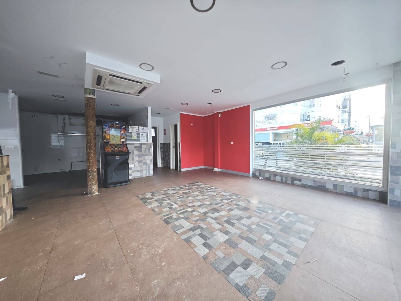 Bar/Restaurante en Benalmádena en venta - 600.000 € (Ref: 9796354)