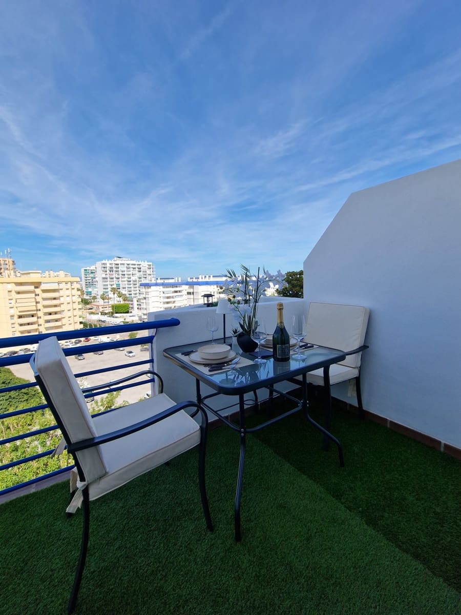 1 sovrum Takvåning till salu i Benalmadena Costa - 329 000 € (Ref: 9796355)