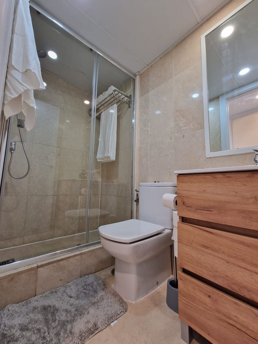 1 sovrum Takvåning till salu i Benalmadena Costa - 329 000 € (Ref: 9796355)