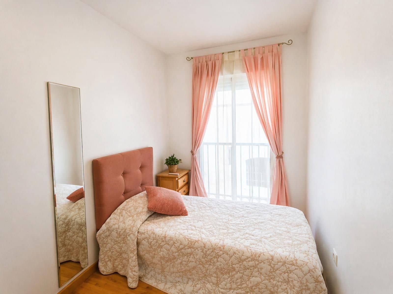 3 sypialnia Apartament na sprzedaż w Miasto Malaga - 375 000 € (Ref: 9796356)