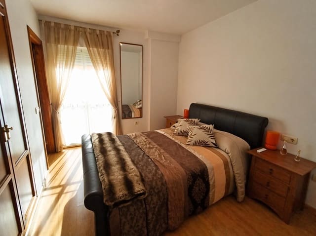 3 sypialnia Apartament na sprzedaż w Miasto Málaga - 375 000 € (Ref: 9796356)