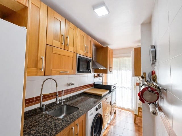 3 sypialnia Apartament na sprzedaż w Miasto Málaga - 375 000 € (Ref: 9796356)