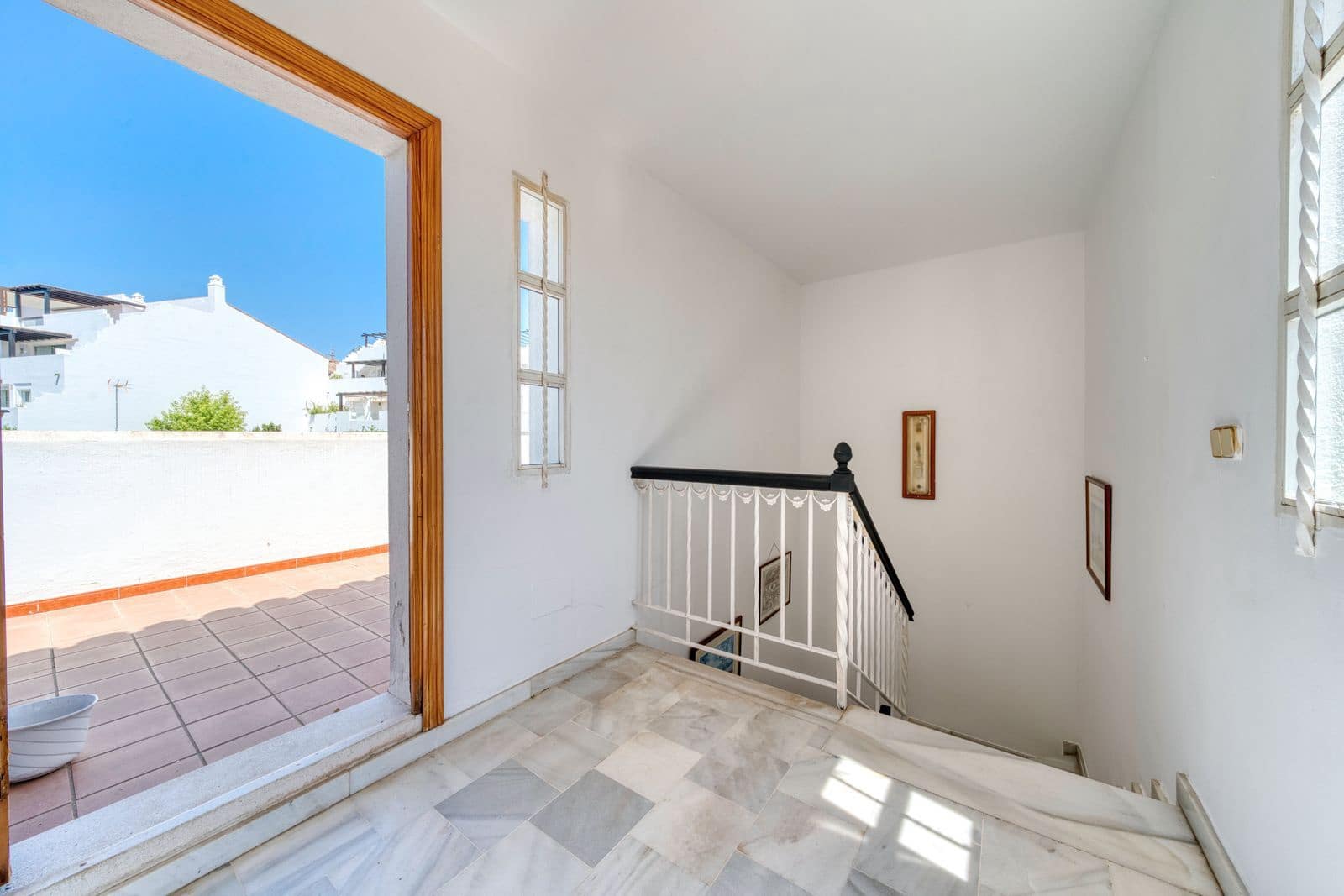 3 bedroom Townhouse for sale in New Golden Mile - € 495,000 (Ref: 9796357)