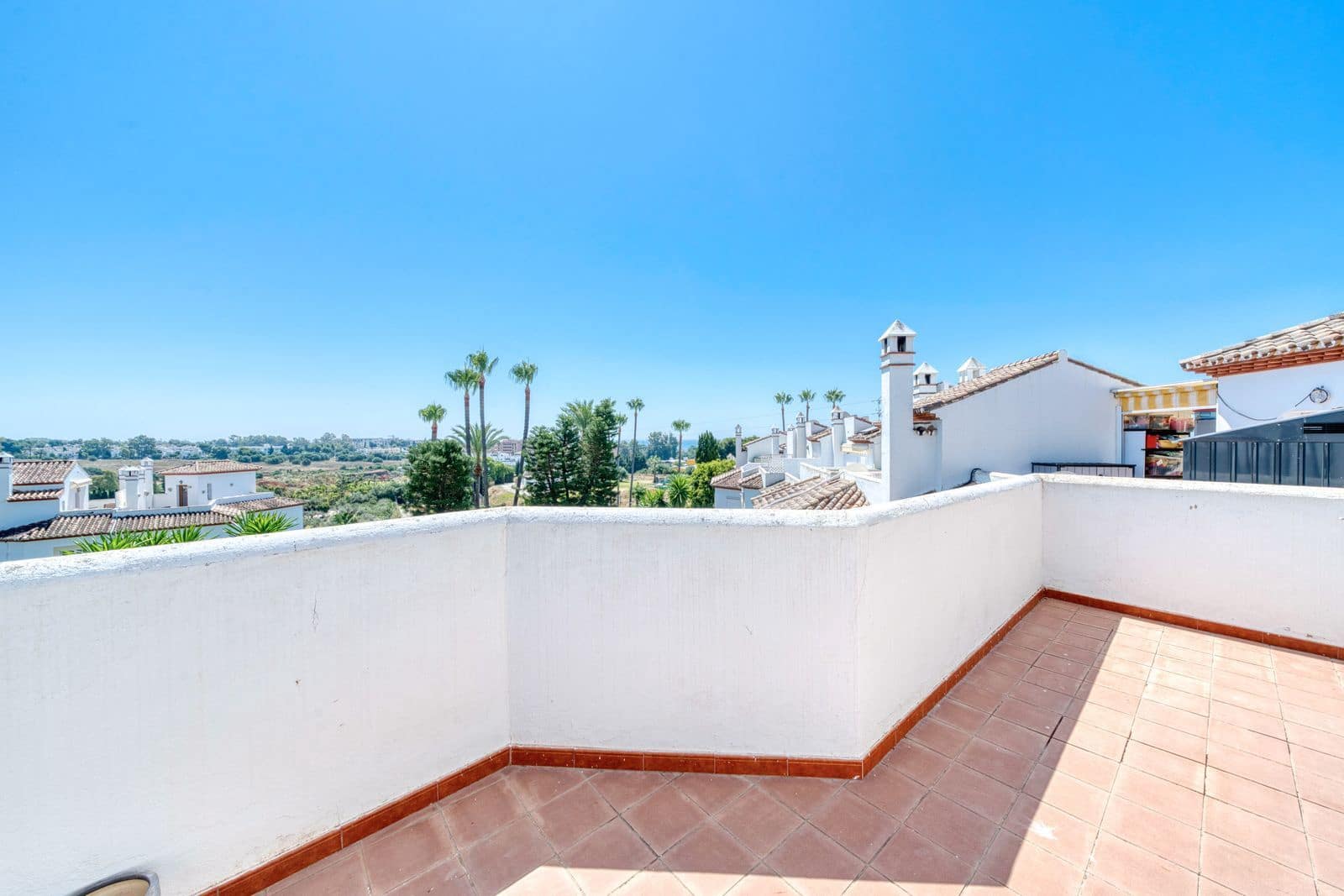 3 bedroom Townhouse for sale in New Golden Mile - € 495,000 (Ref: 9796357)