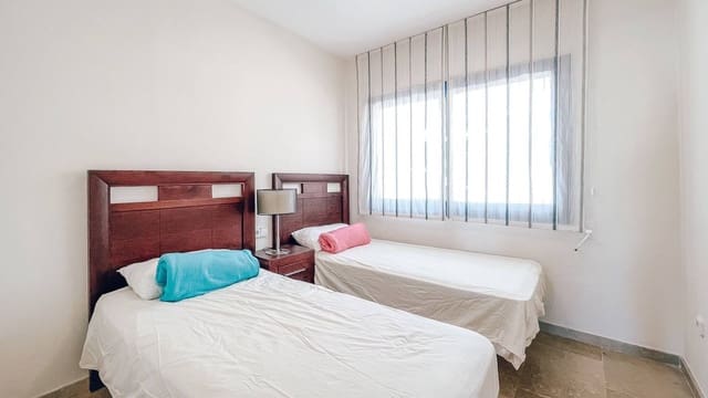 2 sypialnia Apartament na sprzedaż w La Duquesa / Puerto de la Duquesa, Manilva - 325 000 € (Ref: 9796358)