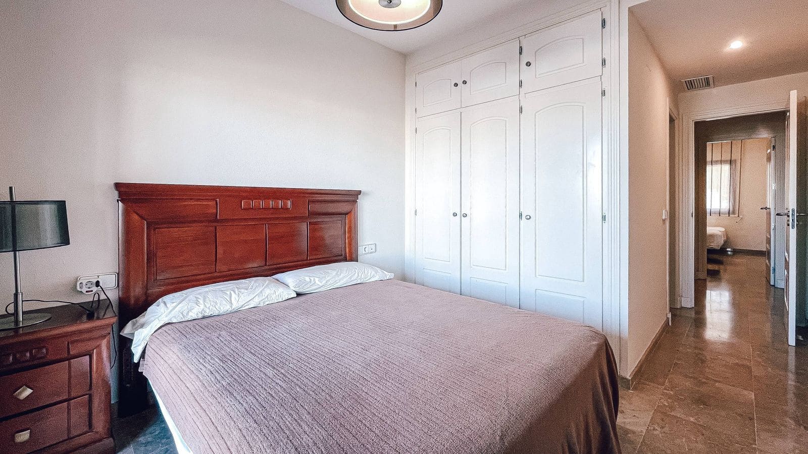 2 sypialnia Apartament na sprzedaż w La Duquesa / Puerto de la Duquesa - 325 000 € (Ref: 9796358)