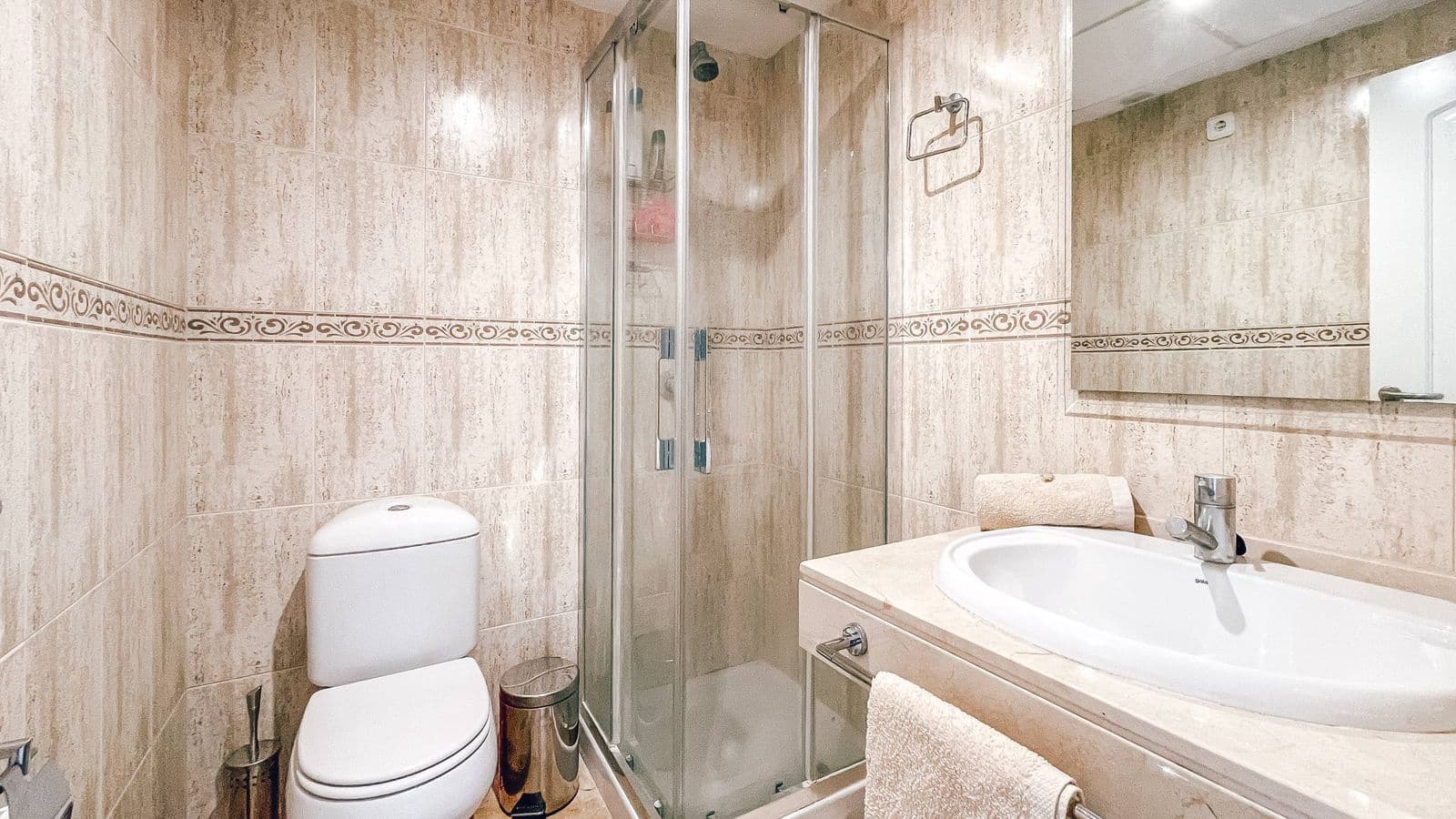 2 sypialnia Apartament na sprzedaż w La Duquesa / Puerto de la Duquesa - 325 000 € (Ref: 9796358)