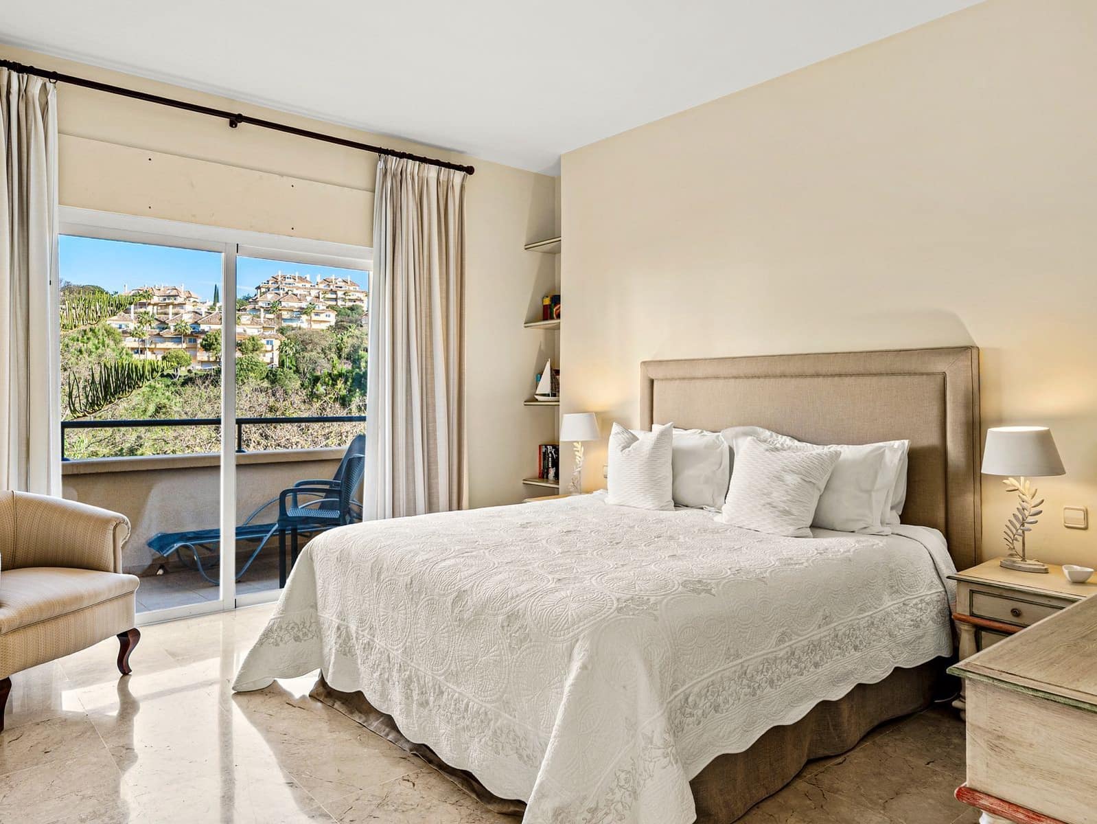 3 sovrum Lägenhet till salu i Elviria - 785 000 € (Ref: 9796359)