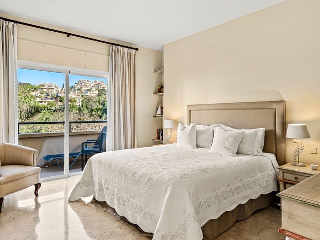 3 sovrum Lägenhet till salu i Elviria, Marbella - 785 000 € (Ref: 9796359)