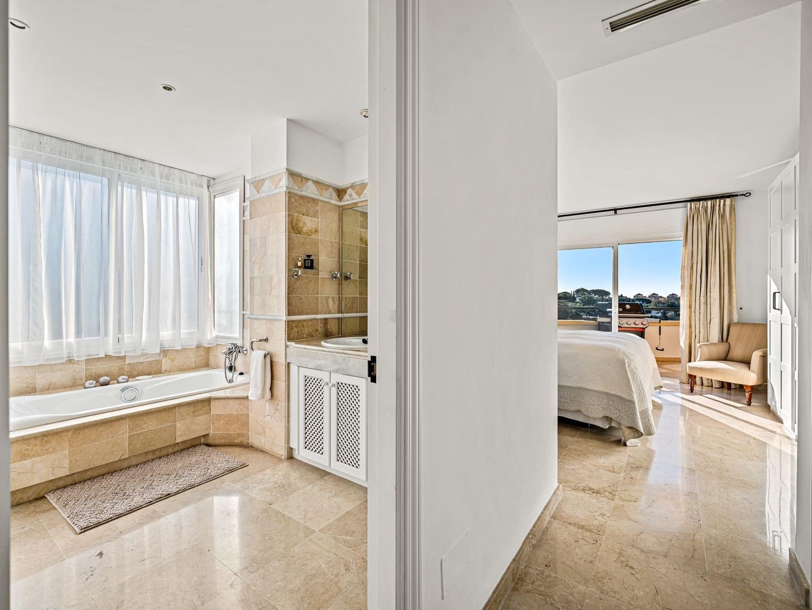 3 sovrum Lägenhet till salu i Elviria - 785 000 € (Ref: 9796359)