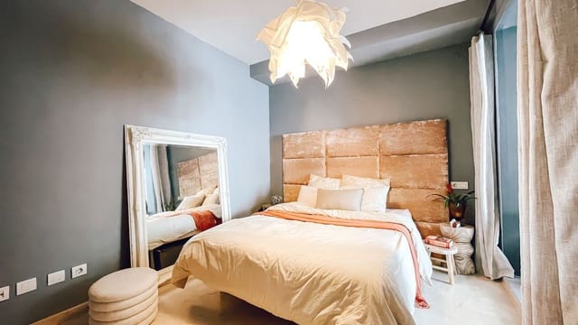 2 chambre Appartement à vendre à Puerto Banus, Marbella - 699 950 € (Ref: 9796363)