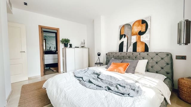 2 chambre Appartement à vendre à Puerto Banus, Marbella - 699 950 € (Ref: 9796363)