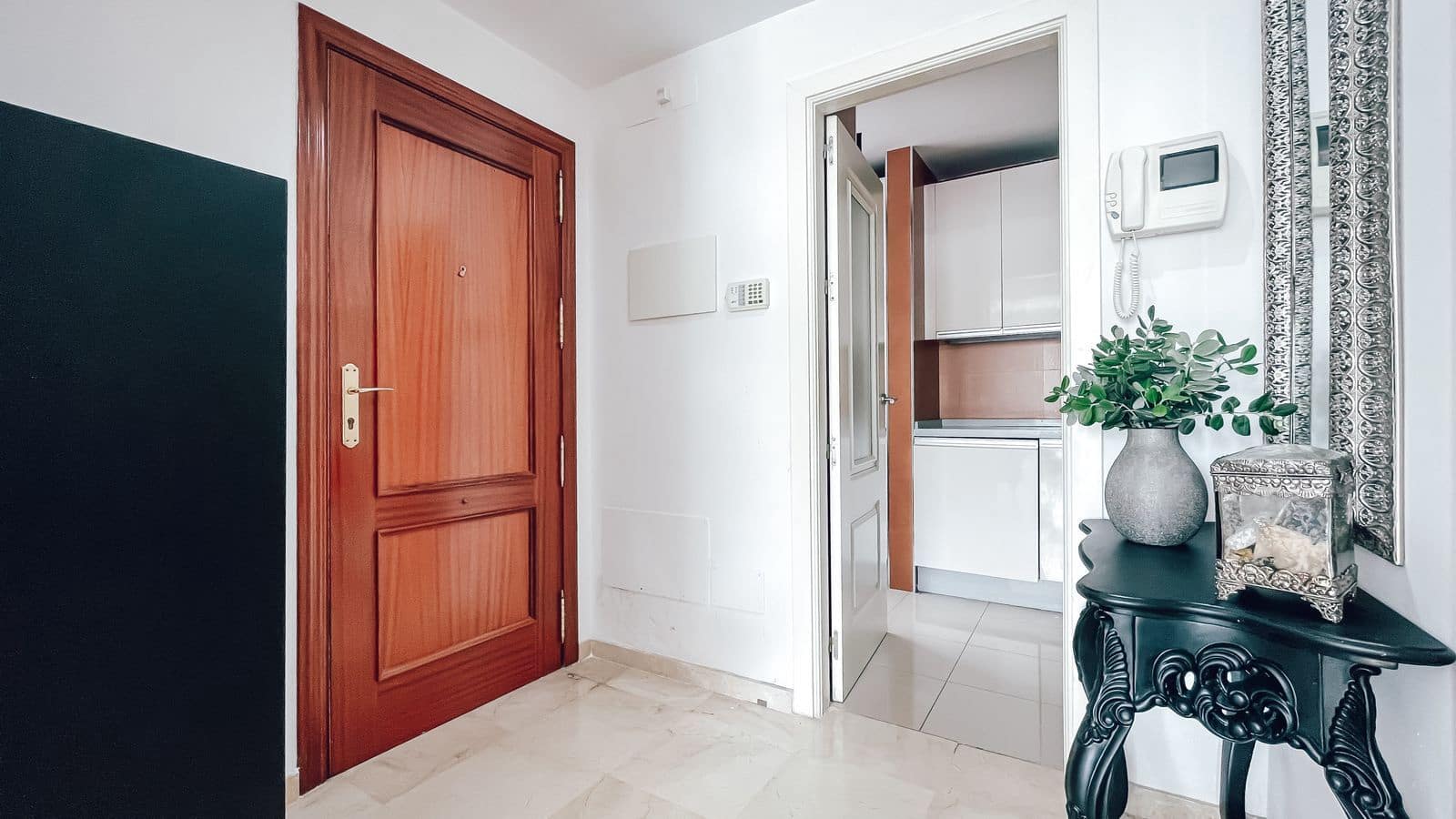 2 chambre Appartement à vendre à Puerto Banus - 699 950 € (Ref: 9796363)