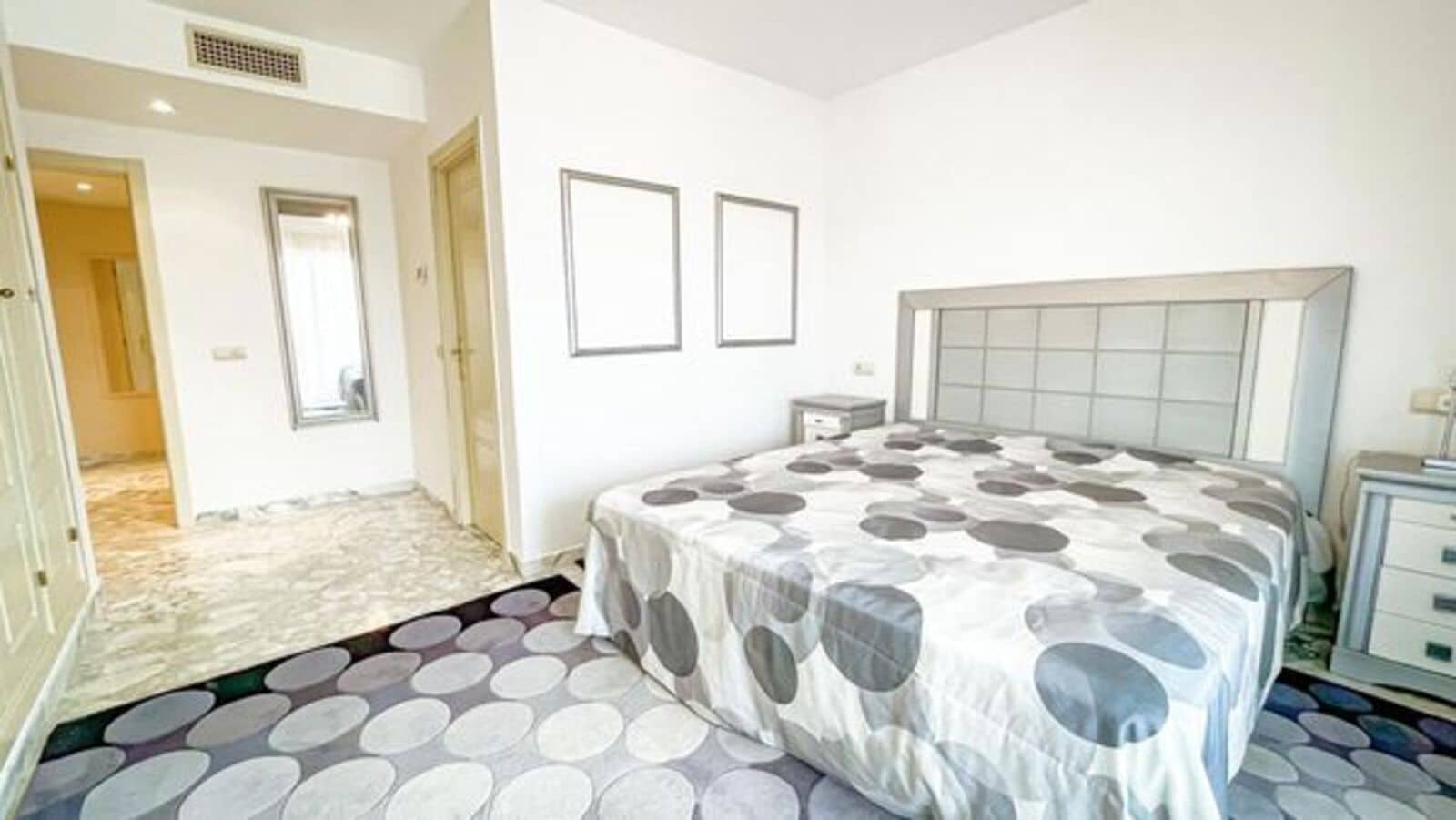 Apartamento de 2 habitaciones en Mijas Costa en venta - 419.000 € (Ref: 9796365)