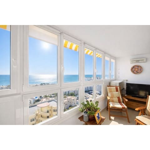 3 soverom Leilighet til salgs i Torremolinos - € 599 000 (Ref: 9796369)