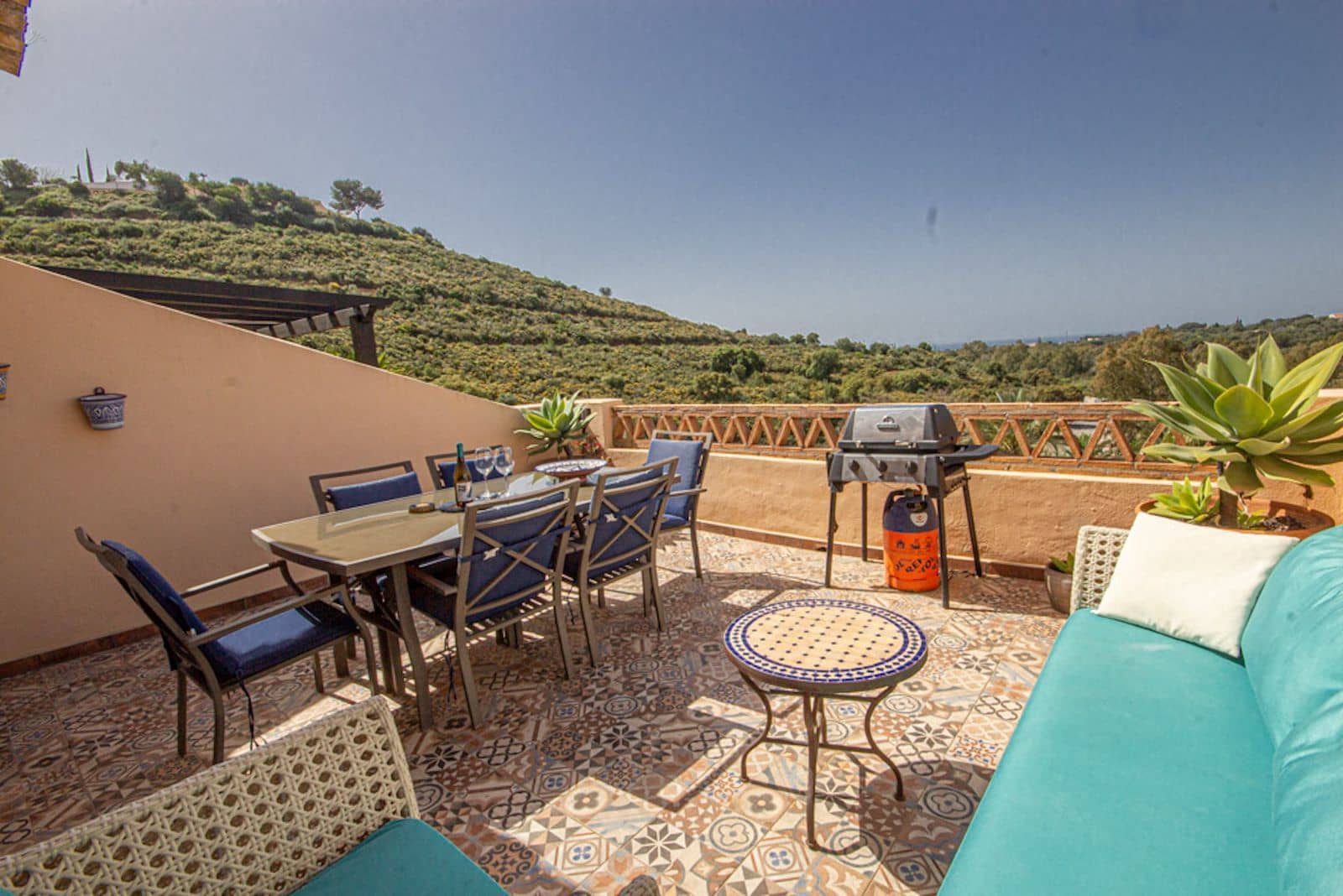 2 soveværelse Lejlighed til salg i Elviria - € 389.000 (Ref: 9796373)