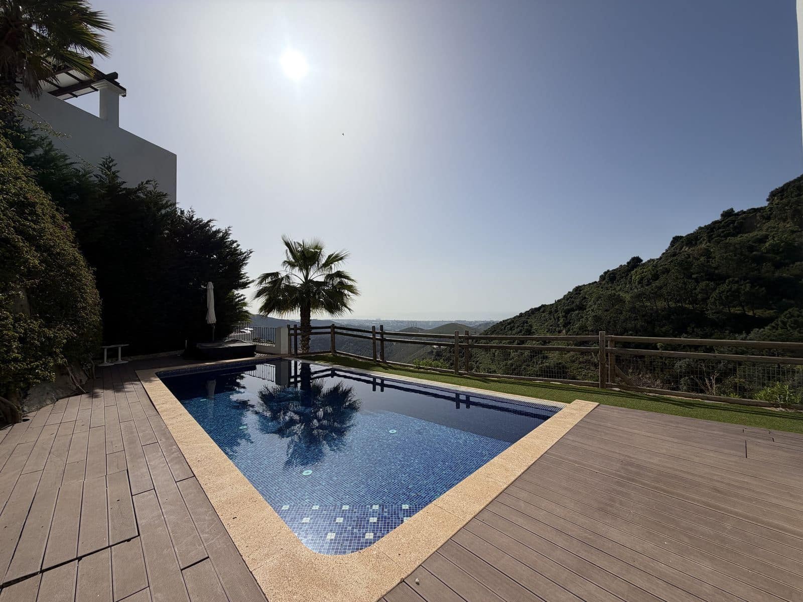 4 soveværelse Villa til salg i Benahavis - € 1.595.000 (Ref: 9796381)