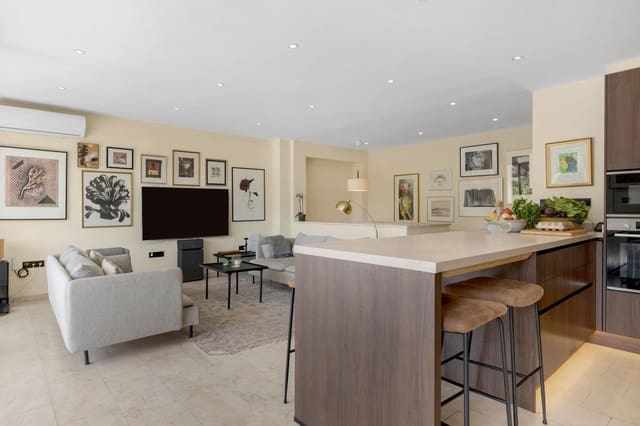 2 chambre Appartement à vendre à Torrequebrada, Benalmádena - 395 000 € (Ref: 9796397)