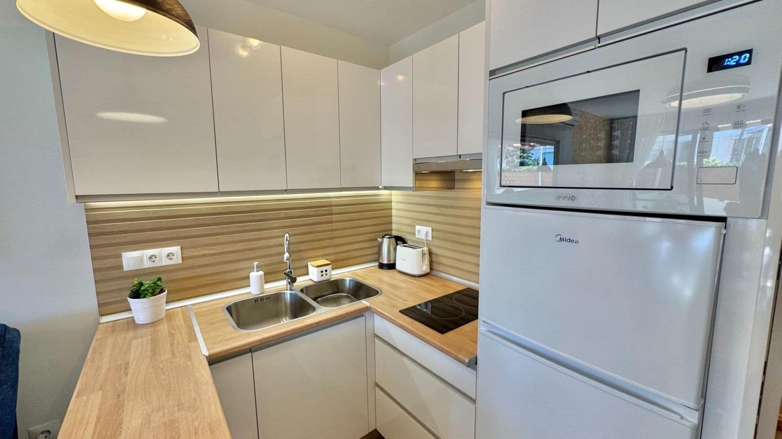 2 soveværelse Lejlighed til salg i Torremolinos - € 450.000 (Ref: 9796401)