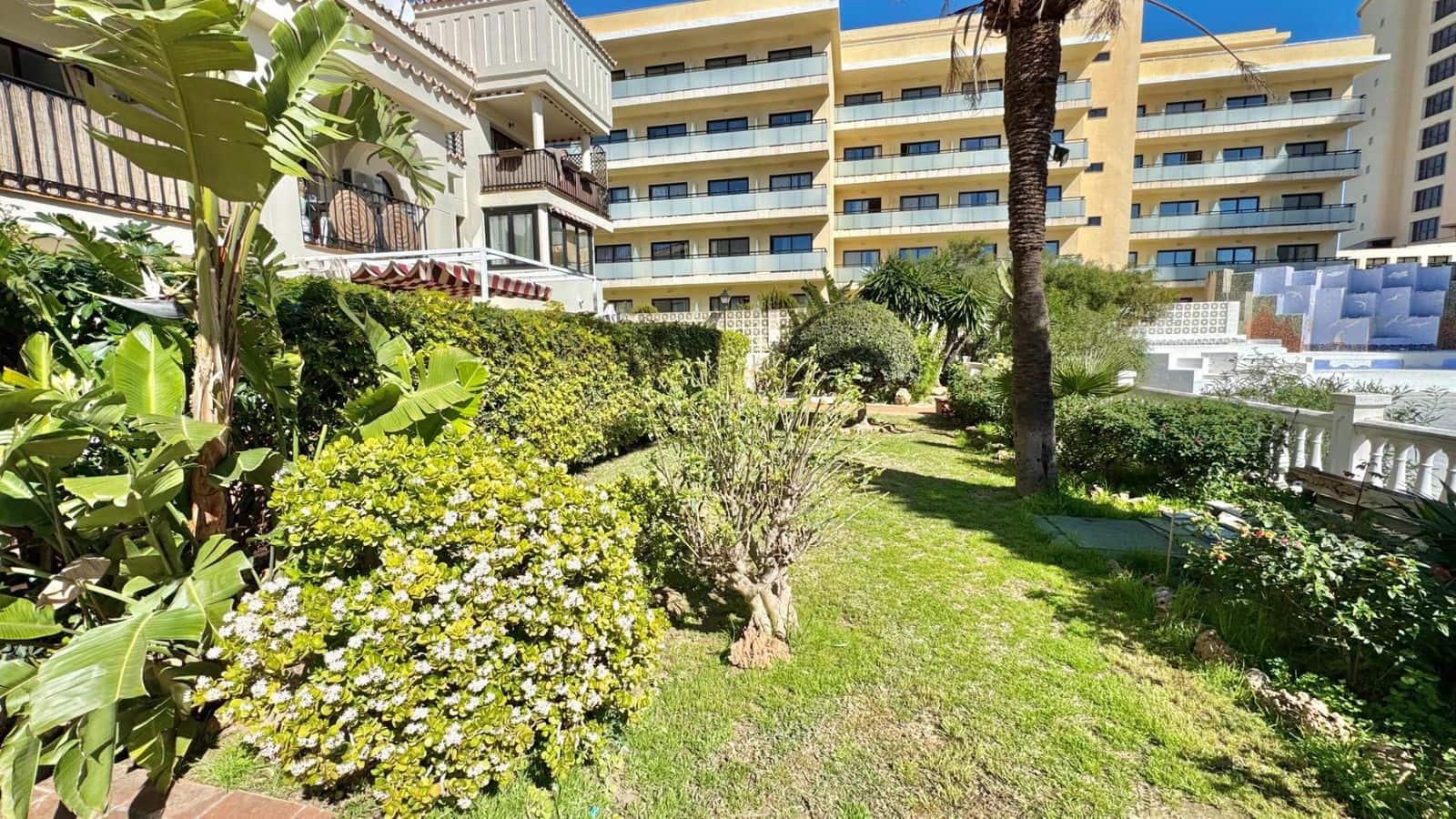 2 soveværelse Lejlighed til salg i Torremolinos - € 450.000 (Ref: 9796401)